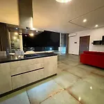 Mare Apartament *